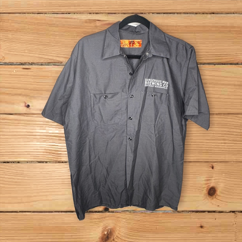 Dangerous Man Brewing MN Craft Beer Work Shirt - Picture 2 of 6